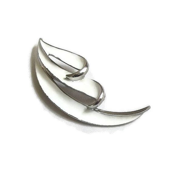 White Enamel Swirl Wave Brooch Vintage - image 2