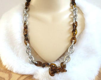 Signed Joan Rivers Amber Color Lucite & Etched Silver Tone Chain Necklace Vintage