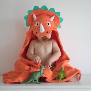 Dinosaur hooded towel for baby and toddler / fits 2-8yrs / Yikes Twins / beach bath pool kids towel / personalized towel / unisex