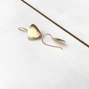 Yellow Gold Short Earrings with Hammered Matt/Brushed CurvedTriangle image 4