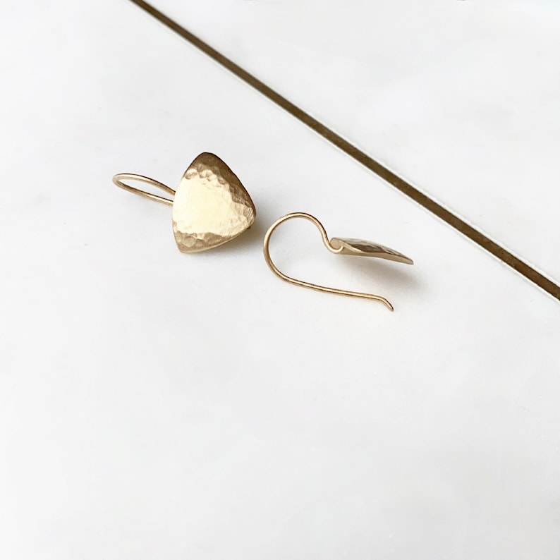 Yellow Gold Short Earrings with Hammered Matt/Brushed CurvedTriangle image 4