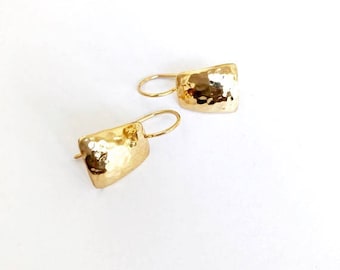 Yellow Gold Polished Hammered Curved Drop Earrings