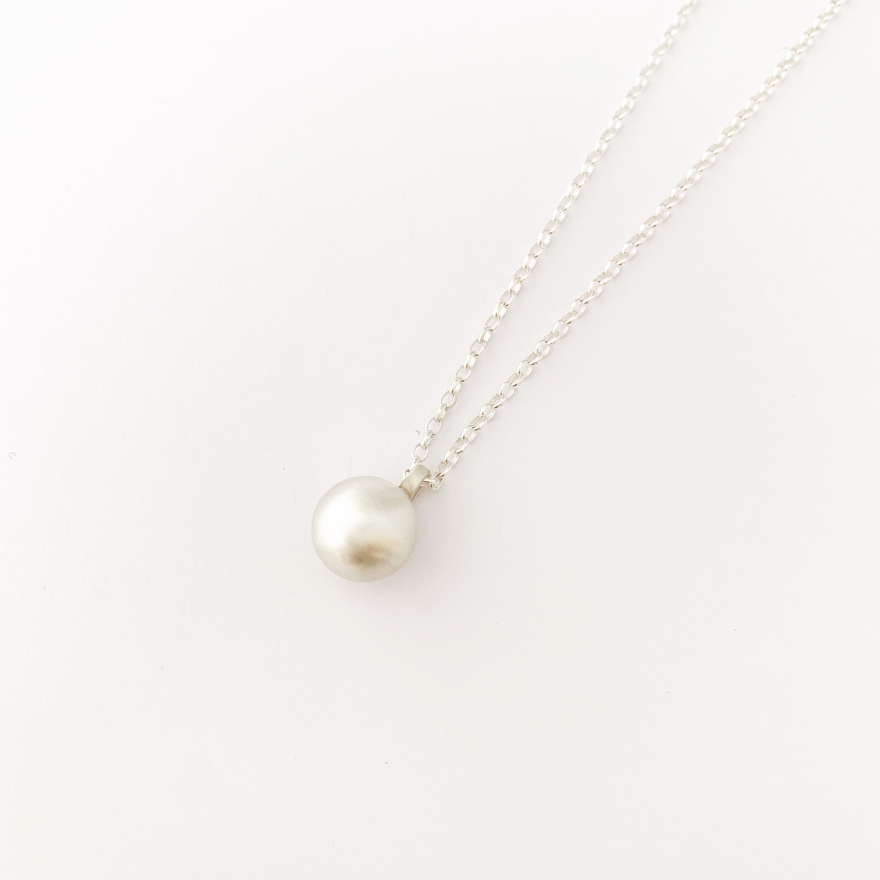 ネックレス・ペンダント [KINDABABY] [925silver] long matte silver ball necklace Amazon.com: ONYAH Handmade 925 Sterling Silver Single Bead