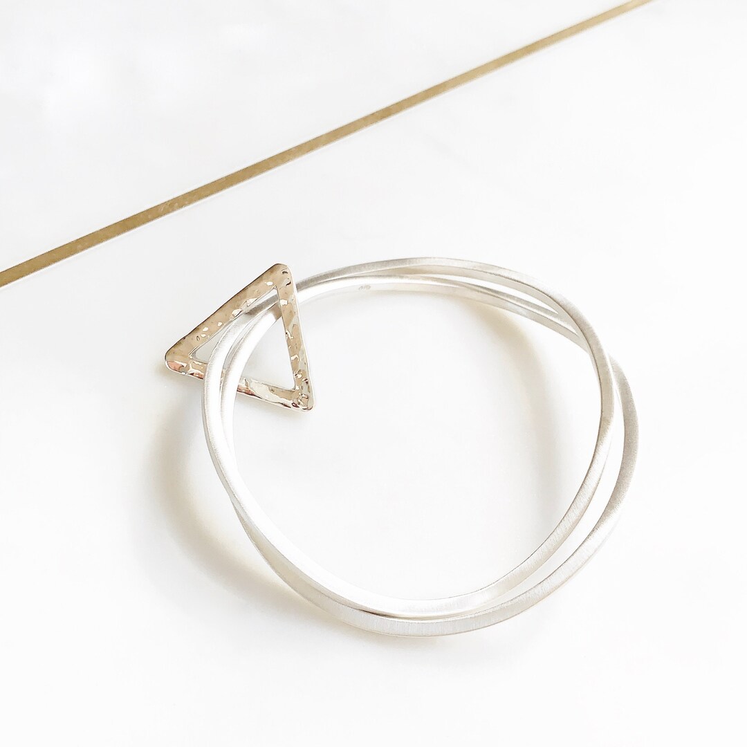アクセサリー zuci triangle Bangle(Silver) Sterling Silver Bangle Set: Modern Triangle Ring, Handmade in
