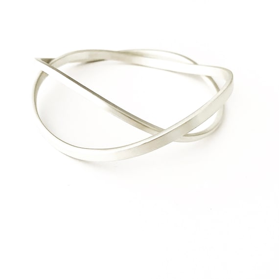 Solid silver bangle australia clearance