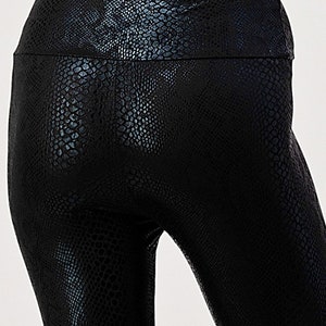 Legging taille haute imprimé serpent