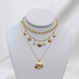 Waterproof Seashell Pendant Necklace