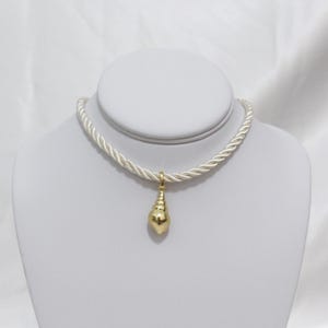 Seashell Cord Necklace