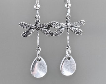 Silver Dragonfly Earrings - Small Dragonfly Earrings, Dragonfly Jewelry, Nature Jewelry, Garden Jewelry, Gift for Woman, Dragonfly Gift
