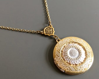 White Sunflower Locket Necklace - Gold plated, Flower Jewelry, Nature Jewelry, Floral Jewelry, Botanical Jewelry, Keepsake Necklace