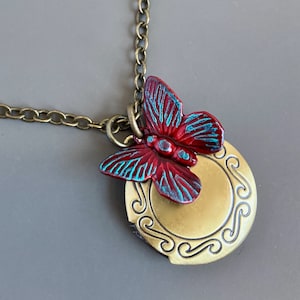 Small Red Butterfly Locket Necklace - Nature Gift, Keepsake Jewelry, Gift for Woman, Nature Gift, Birthday, Anniversary, Botanical Jewelry