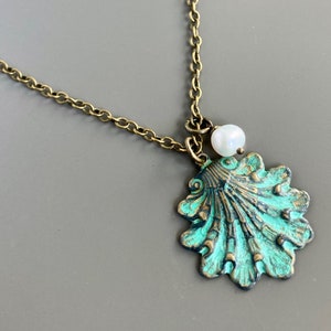 Shell Necklace - Ocean Jewelry, Beach Jewelry, Beach Wedding, Pearl Necklace, Shell Jewelry, Beach Lover Gift, Beach Gift, Gift for Woman