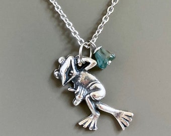 Silver Frog Necklace - Frog Jewelry, Garden Jewelry, Botanical Jewelry, Nature Jewelry, Nature Gift, Gift for Woman, Birthday, Graduation