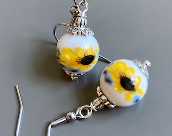 Pendientes de girasol - Pendientes de flores, Pendientes amarillos, Joyería botánica, Joyería floral, Joyería de la naturaleza, Joyería de jardín, Regalo de flores