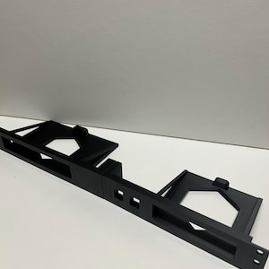 19” Server Rack TP Link ER605 and OC200 Controller Mount