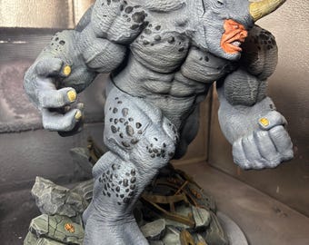 Custom bemalte Nashorn Statue - Spiderman Sinister Six in 1/6