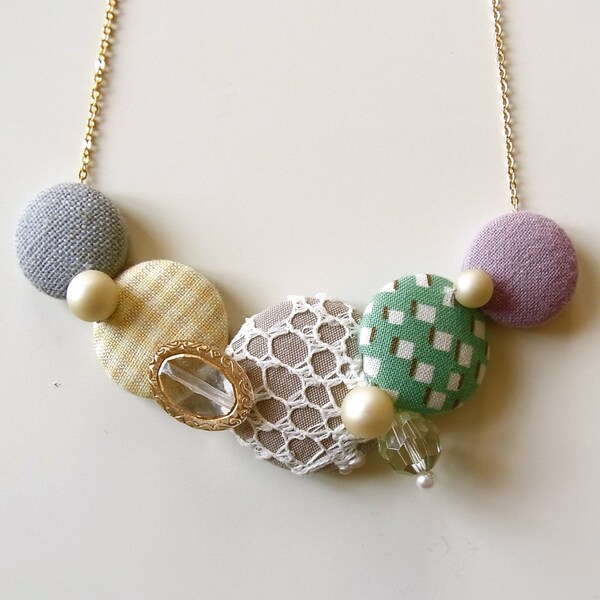 Maru Buttons FUN necklace M1-11