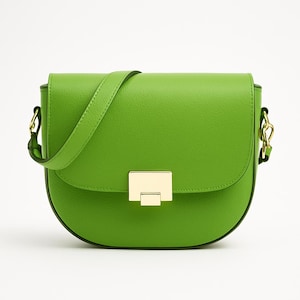 Green Leather Bag for women,flap shoulder bag,compact purse,elegant green bag,green crossbody bag,green leather luxury bag,medium bag purse