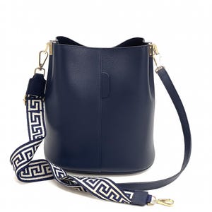 Blue Leather Bucket Bag for women,blue elegant leather bag,blue crossbody bag,luxury handbag,blue tote bag,blue shoulder bag,leather tote