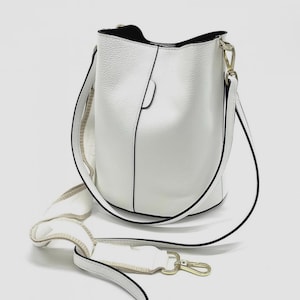 Weiße Leder Beuteltasche für Frauen, weiße elegante Ledertasche, weiße Crossbody-tasche, Luxushandtasche, Einkaufstasche, weiße Schultertasche