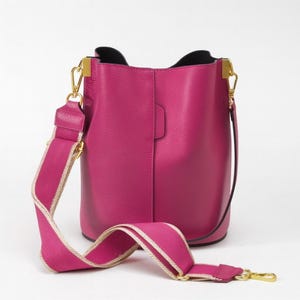 Fuchsia Leather Bucket Bag for women,pink elegant leather bag,pink crossbody bag,luxury handbag,fuchsia tote bag,shoulder bag,leather tote