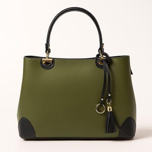 Green leather bag for women,elegant leather bag,crossbody bag,fashion luxury handbag,green minimalist tote bag,premium purse,structured bag