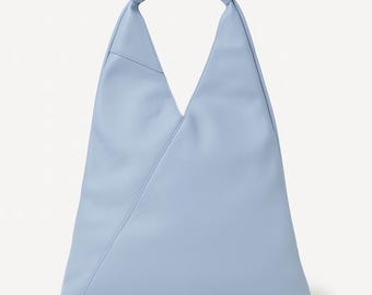 Zachte lichtblauwe leren draagtas voor dames, casual leren tas, schoudertas, zachte tas, modern design draagtas, leren draagtas, blauwe schoudertas, blauwe draagtas