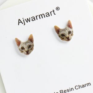 4pcs Kawaii Cat Head Resin Charms, Lightweight Flat Back Cabochons — DIY Jewelry Parts for Boutique Makers & Craft Fairs