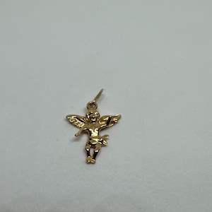 Beautiful 14K Yellow Gold dainty Angel BABY CHERUB RELIGIOUS Pendant 585