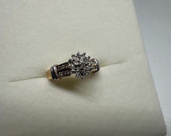 10k Gold Cluster Diamond Vintage Art Deco Style Engagement Ring Size 5.75, 3.59g