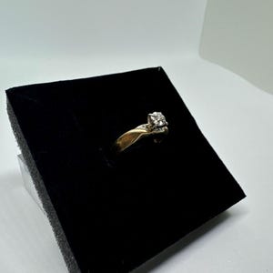 Vintage 10K Gelb / Weißgold Diamant Diamant Steine Ring 1.17g, Größe 5,25