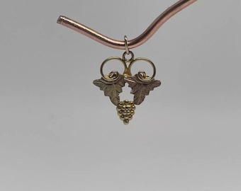 Vintage Landstorms Black Hills Gold 10k Gold Leaf Charm Pendant