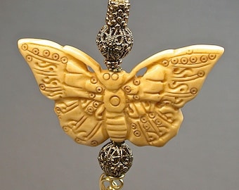 Vintage Chinese BONE BUTTERFLY Hand Carved Fan Light Pull ,Vintage Ornate Filigree Bronze Beads