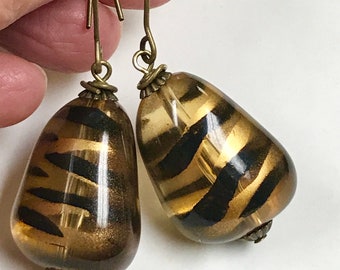 Vintage Japanese Honey Black Lucite Striped Nugget Dangle Earrings, Antiqued Brass Kidney Wires
