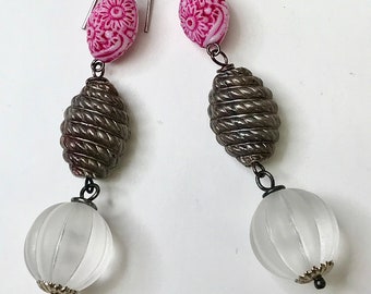 Vintage Japanese MOLDED LUCITE PINK Flower Bead Dangle Drop Earrings, Vintage White Lucite Melon Beads,Oxidized Silver Plated Ear Wires