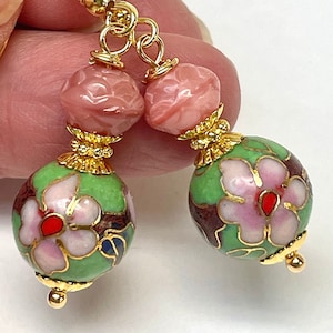 Vintage Chinese Cloisonne RARE APPLE GREEN Dangle Drop Bead Earrings ,Vintage 1950s German Pink Pressed Glass Water Lily Flower Bead,Gold