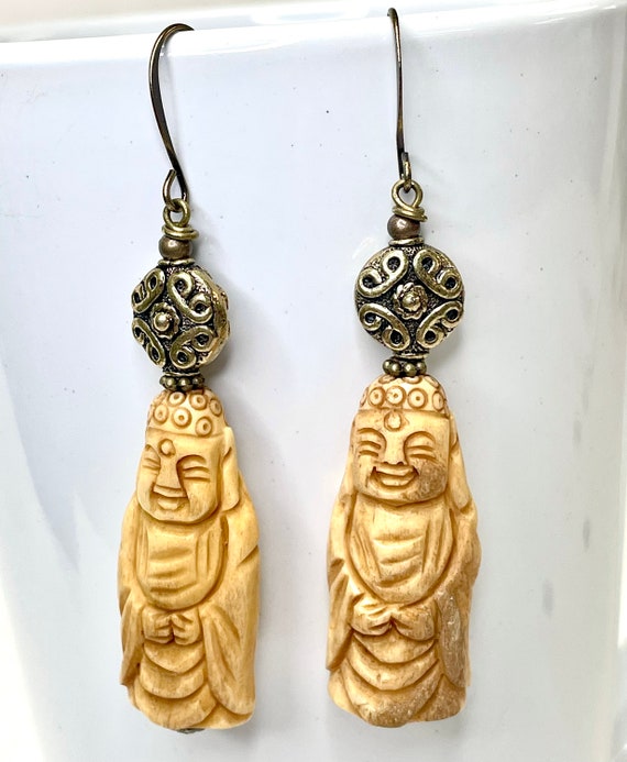 Vintage Buddha Bead Hand Carved Bone Earrings Dan… - image 4