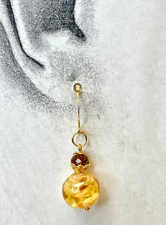 Vintage Japanese YELLOW CRUMB GLASS Bead Earrings… - image 4