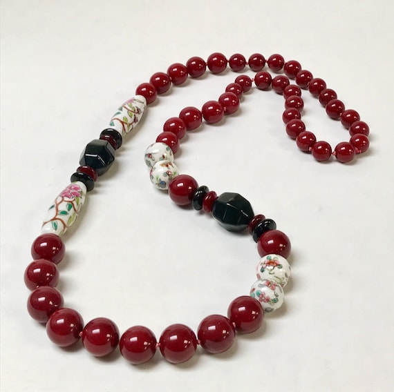 Vintage RARE Red Chalcedony Hand Knotted Bead Nec… - image 1