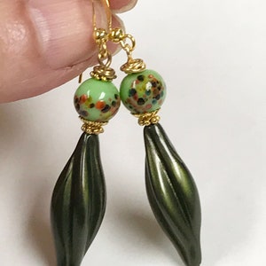Vintage Japanese LIME GREEN Millefiori Glass Bead Dangle Drop Earrings, Vintage German Jade Green Lucite Beads,Gold Plated French Ear Wires image 3