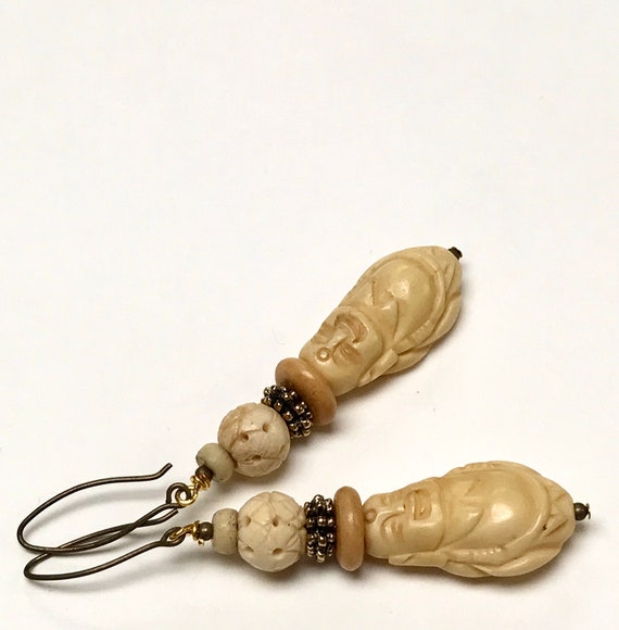 Vintage BONE Buddha Carved Bead Dangle Drop Earri… - image 4