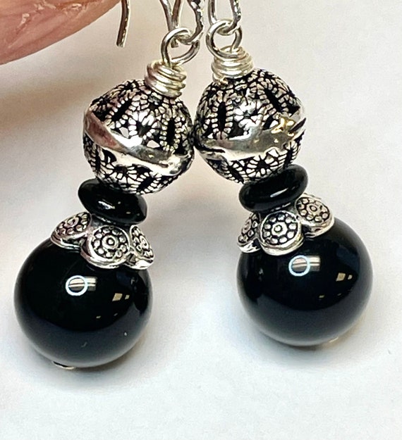 Vintage BLACK ONYX Dangle Drop Bead Earrings, Hand