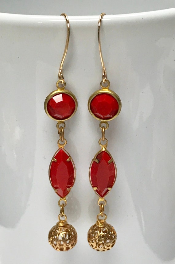 Vintage Red Glass Cabochon Prong Setting Dangle Ea