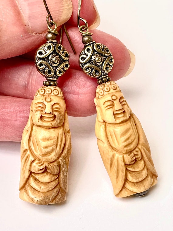 Vintage Buddha Bead Hand Carved Bone Earrings Dan… - image 3