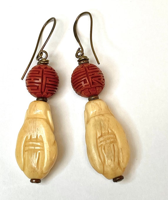 Vintage CARVED BONE Buddha Bead Earrings Dangle D… - image 3