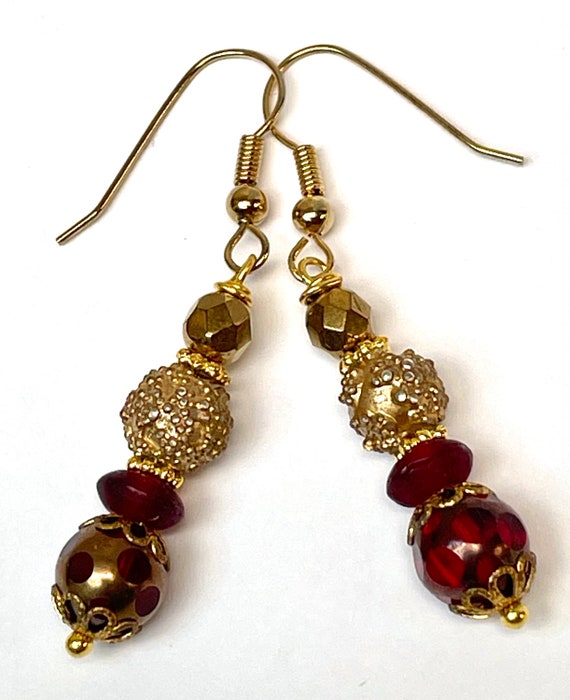 Vintage 1940 Red Gold Cathedral Glass Bead Drop E… - image 7