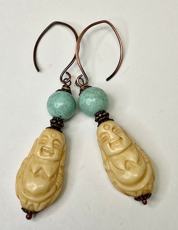 Vintage Carved Bone BUDDHA Bead Earrings Asian Dan