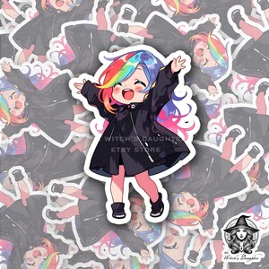 Sticker meisje chibi meisje regenbooghaar | Kawaii anime-personage in zwarte jas | Pride LGBTQ-kunst | Schattig vrolijk dansen | Esthetisch decor | Bujo-sticker: