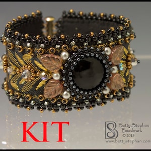 Totally Elegant Cuff Bracelet Kit black image 1