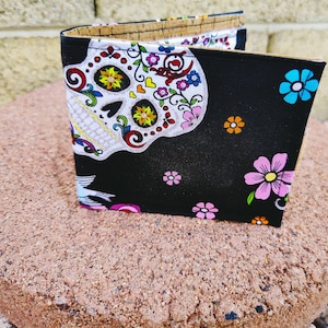 Mexikanische Sugar Skull Geldbörse - Dia de los Muertos - Kork und glitzer Baumwollstoff - Handgemachte Geldbörse von DesertBloomDesignAZ